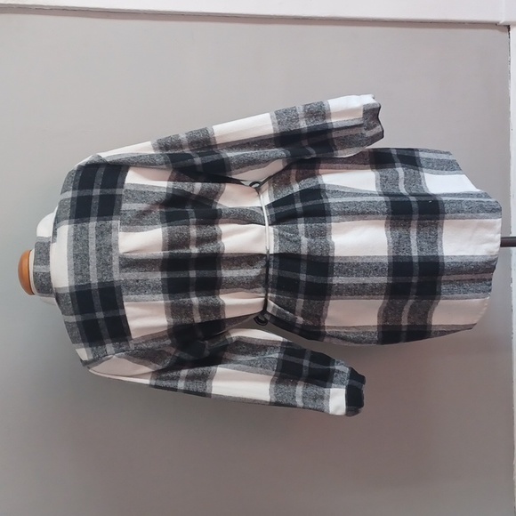 Black plaid flannel Jacket/dress/shirt size XL - Picture 6 of 11